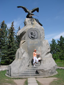 18 августа 2009 г. Памятник Пржевальскому - фотография Павла Самодурова