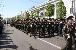 9 мая 2010 г. Проспект Революции - фотография Сергея Самодурова